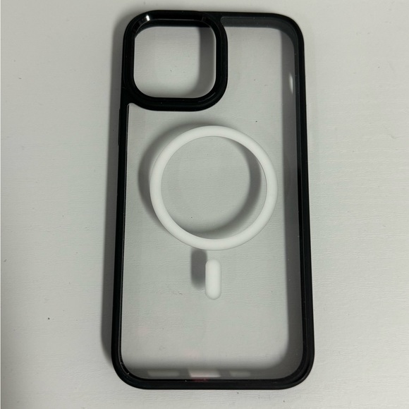 iPhone 13 Pro Max bundle of MagSafe cases. - Picture 2 of 5